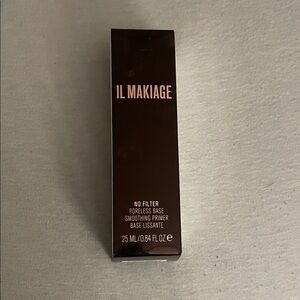 IL MAKIAGE Smoothing Primer - Sleek Black Packaging